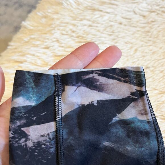 Lululemon Size 8 Fast Free Tight II 25" Non-Reflective Glacier Camo Starlight - Picture 4 of 14